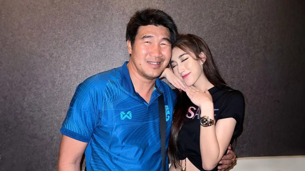 ยังไม่พ้นขีดอันตราย! สมรักษ์ คำสิงห์ ต้องรักษาต่อที่โรงพยาบาล